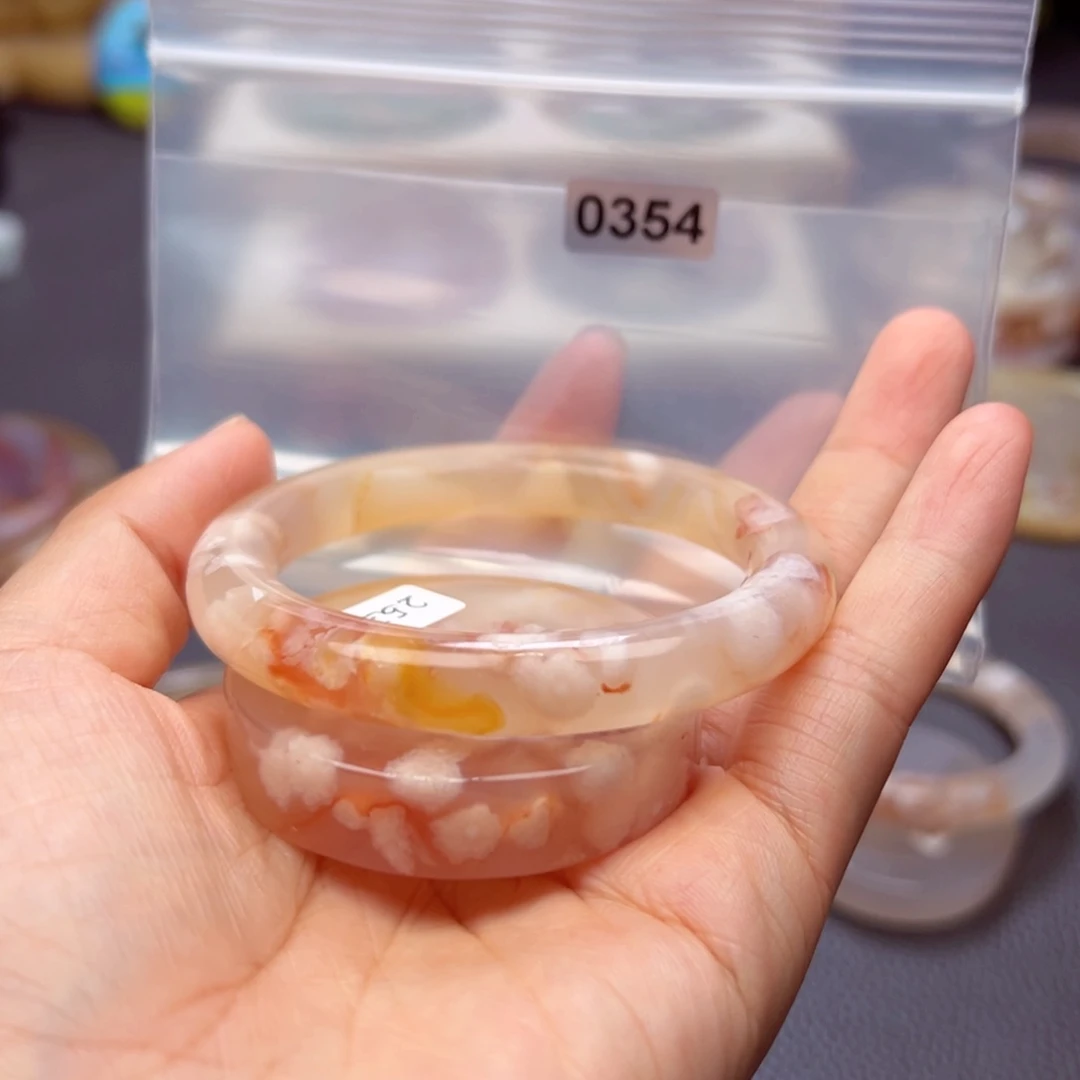 未镶嵌手镯玛瑙/玉髓小*啊