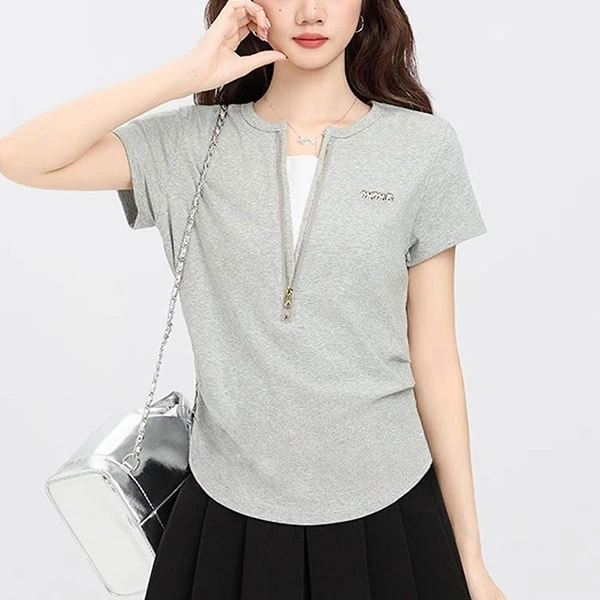 2025夏季新款正肩半拉链V领拼接假两件褶皱收腰显瘦上衣短袖T恤女