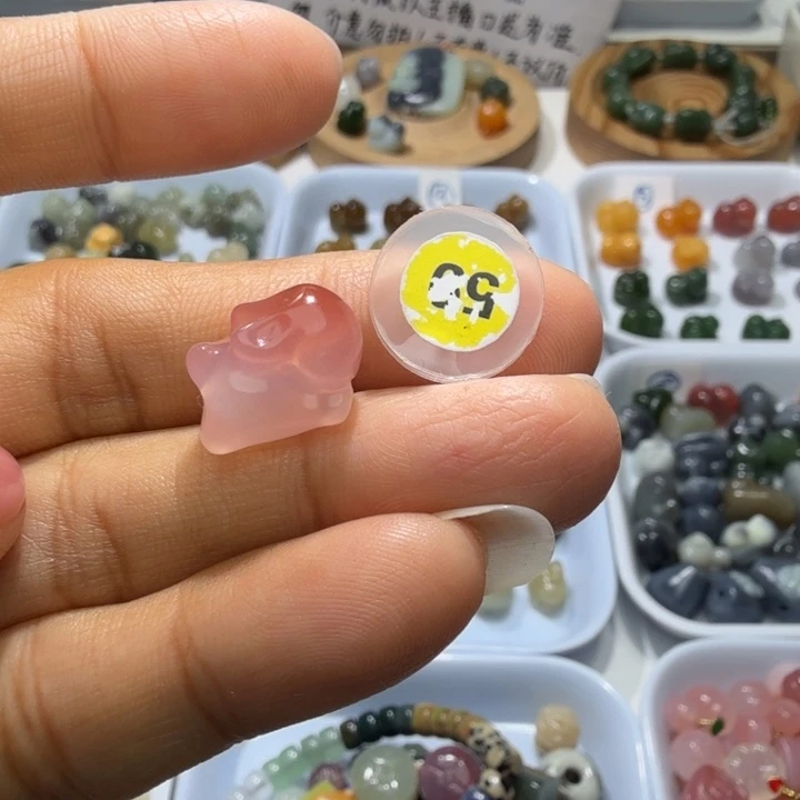 和田玉未镶嵌珠宝奇石