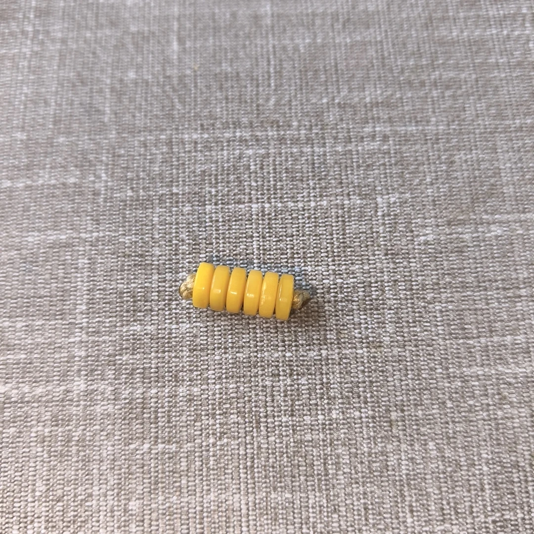 6mm天然蜜蜡隔片六片（多样性散装发货）