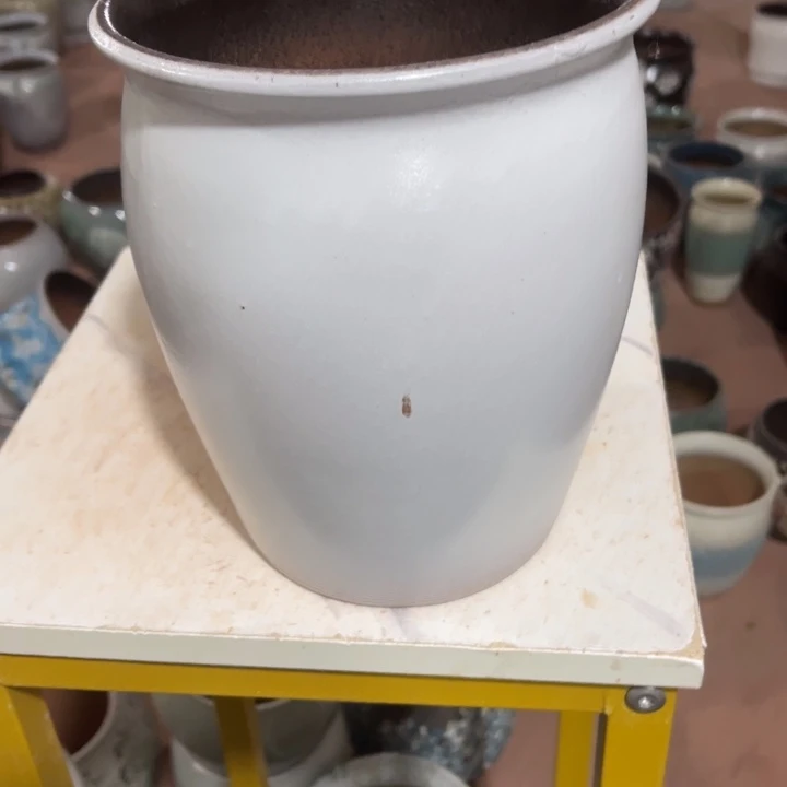 紫砂花盆口径18高度21一只小瑕疵