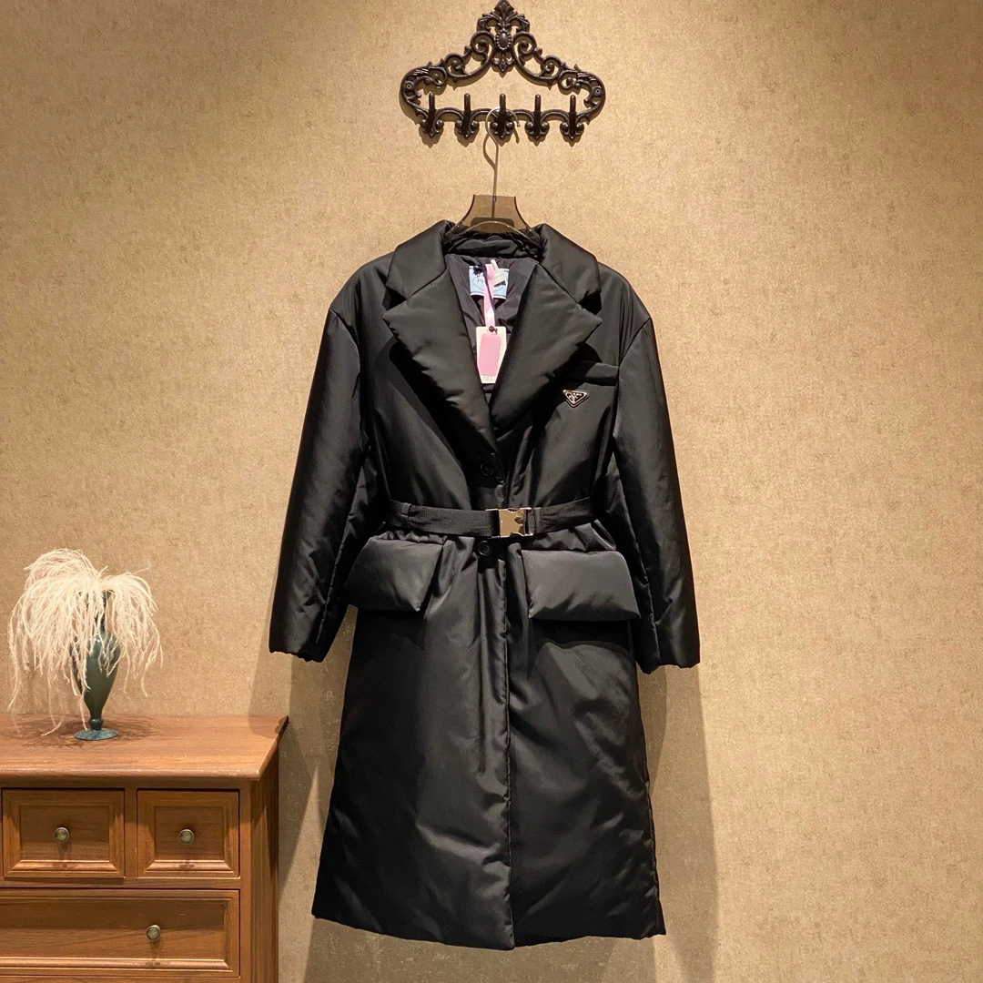 未使用 Prada/普拉达 爆款再生尼龙三角标锁扣羽绒服/40码/35603
