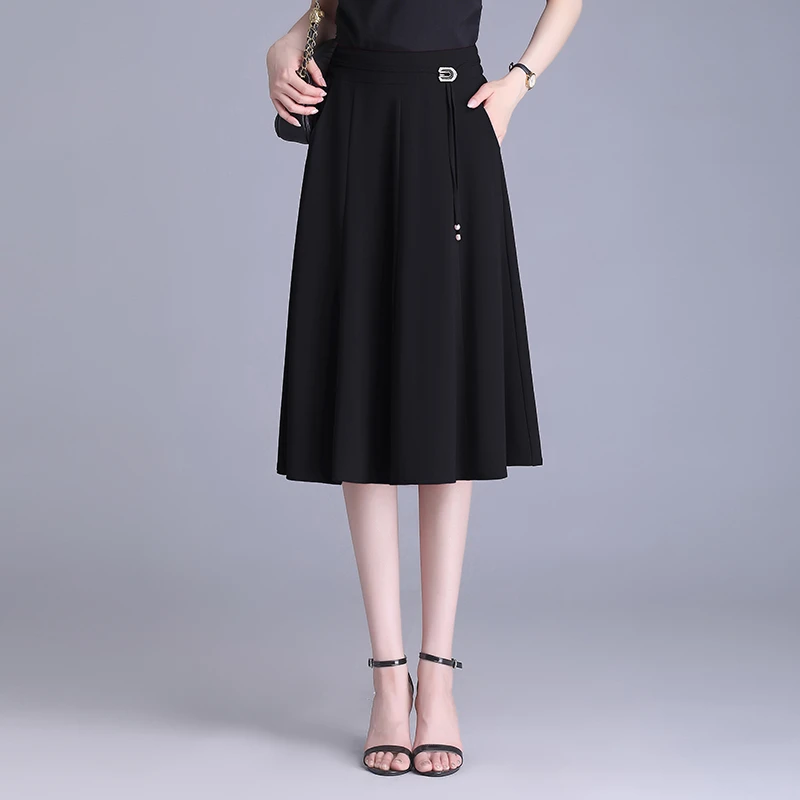 拉夏贝尔2025夏季新款垂感显瘦大摆半身裙女高腰百搭休闲a字伞裙