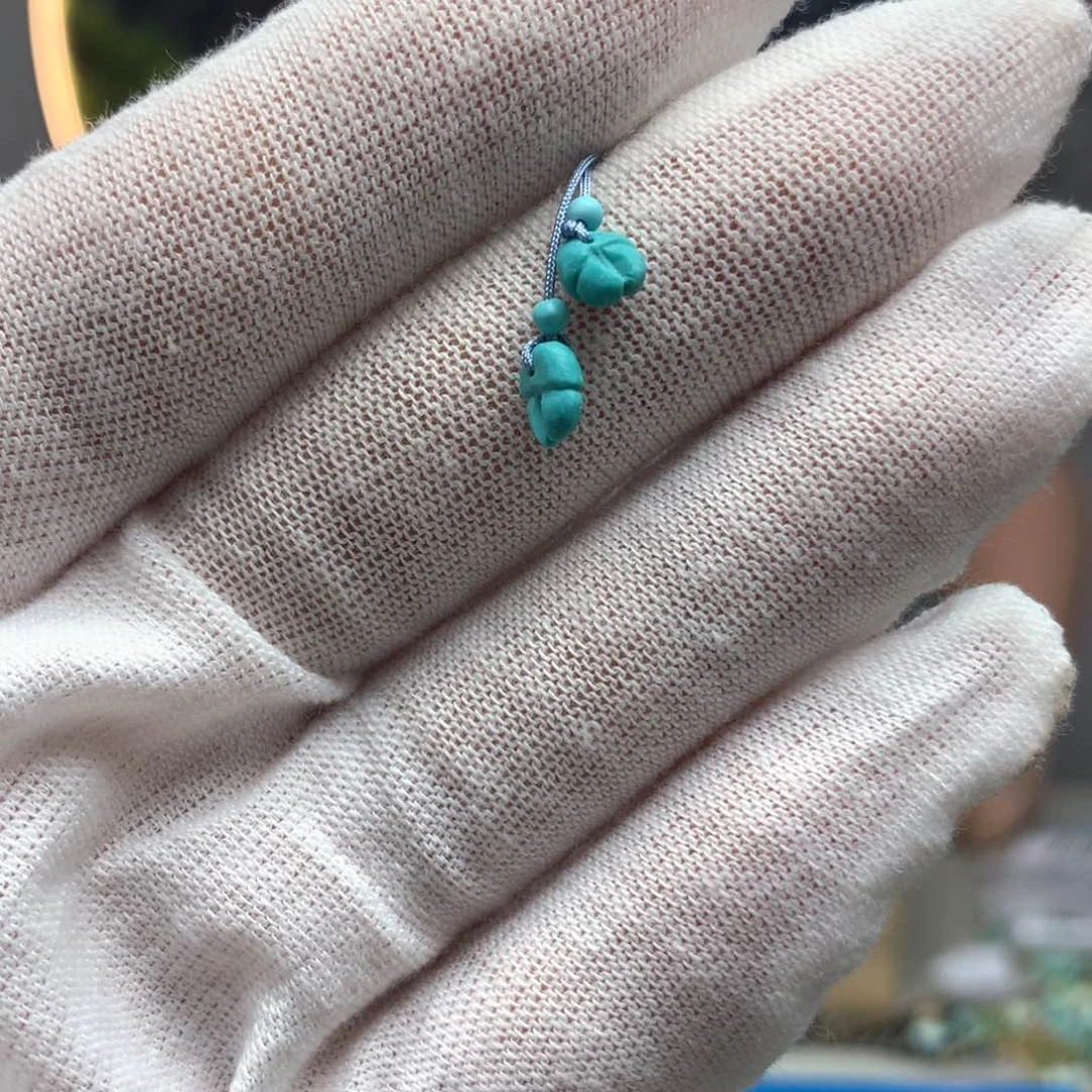 绿松石未镶嵌挂件