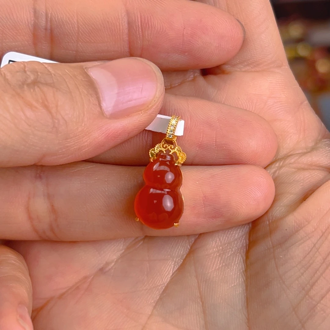 南红玛瑙未镶嵌吊坠(不含链)冰红葫芦