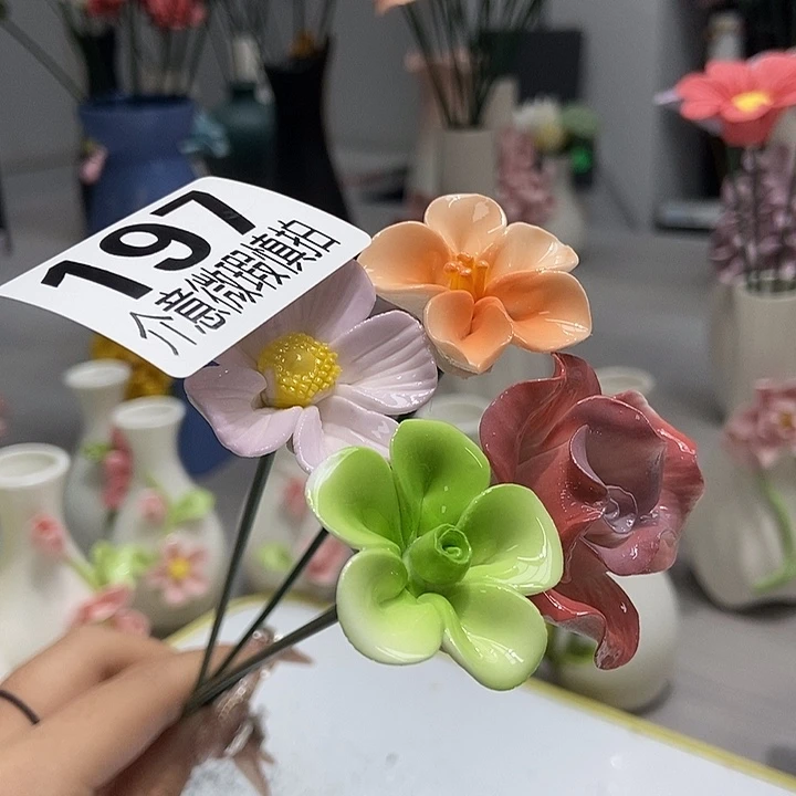 陶瓷纯手工捏花设计