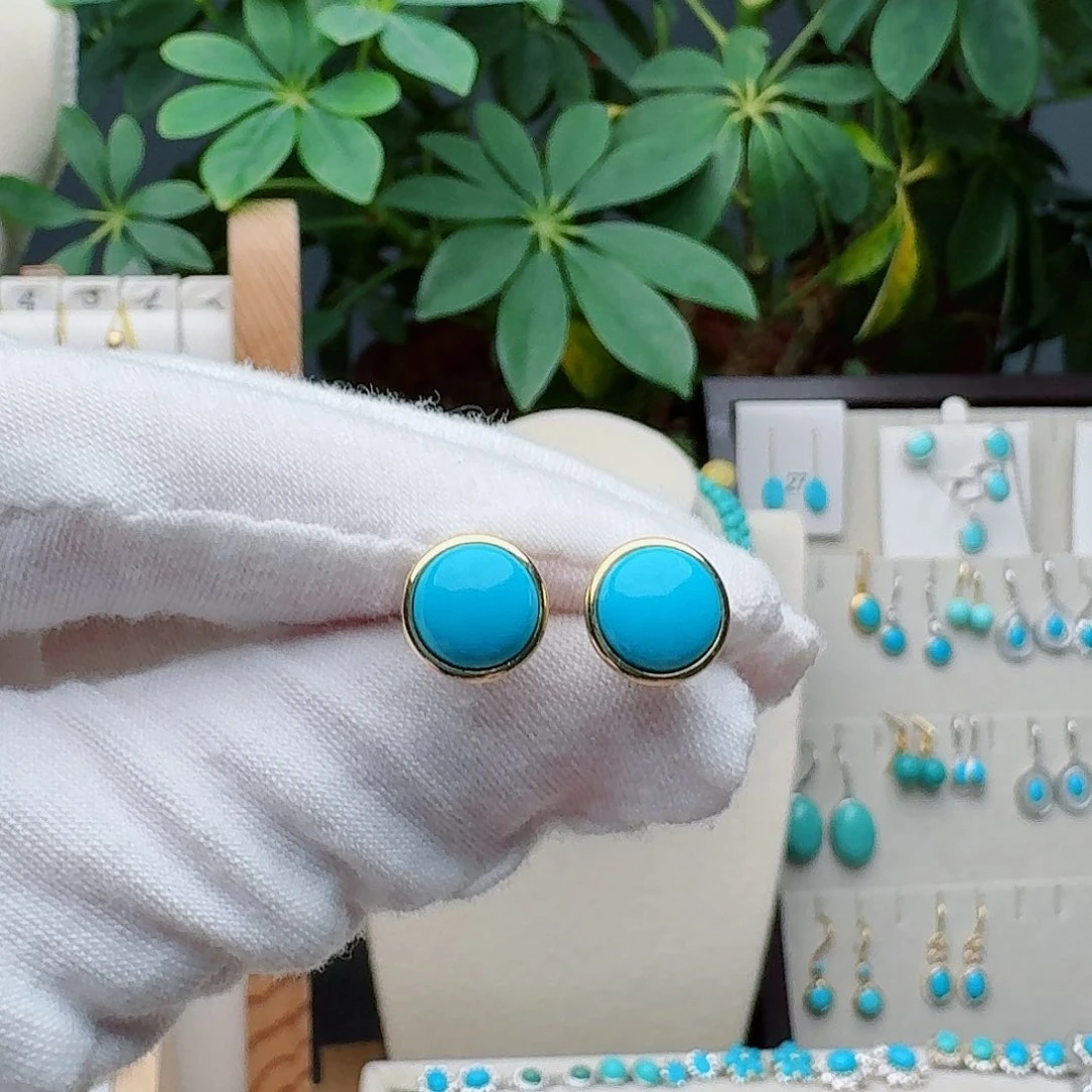 绿松石18K金镶嵌耳饰耳钉