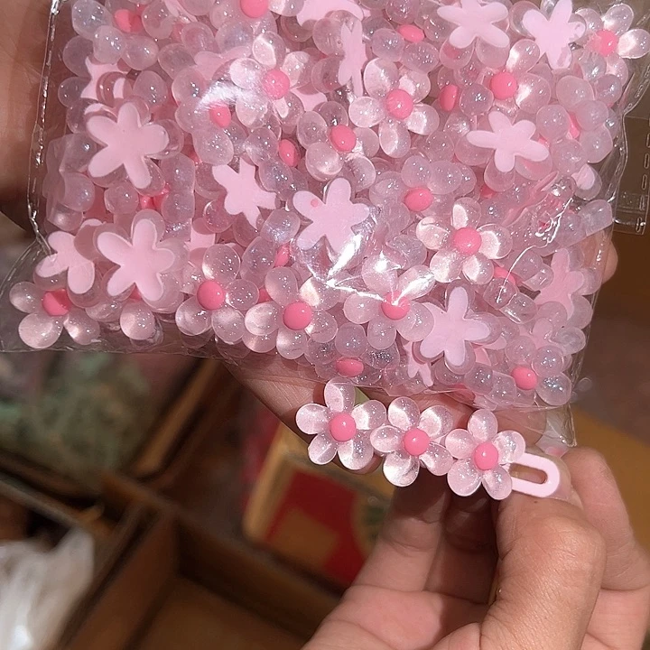 单粉色透色细闪五瓣花100个清货