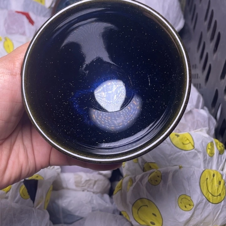 茶盏我在开会一个月没