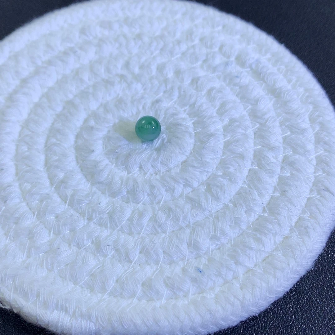 翡翠散珠天然缅甸翡翠单珠