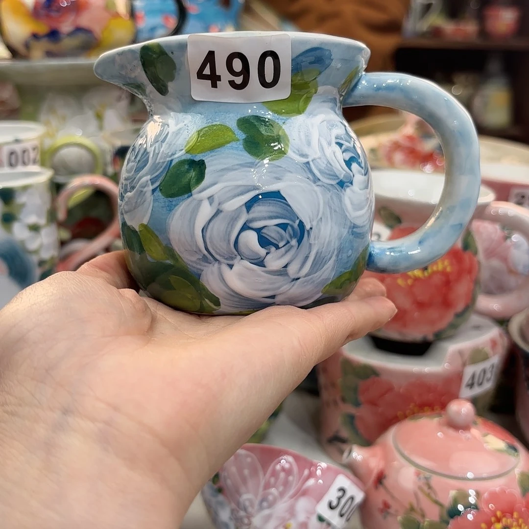 瓷片兔兔盖茨。兔兔