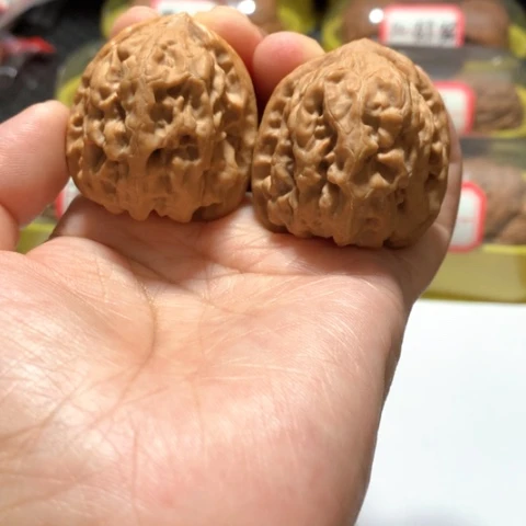 吊坠文玩核桃祥云