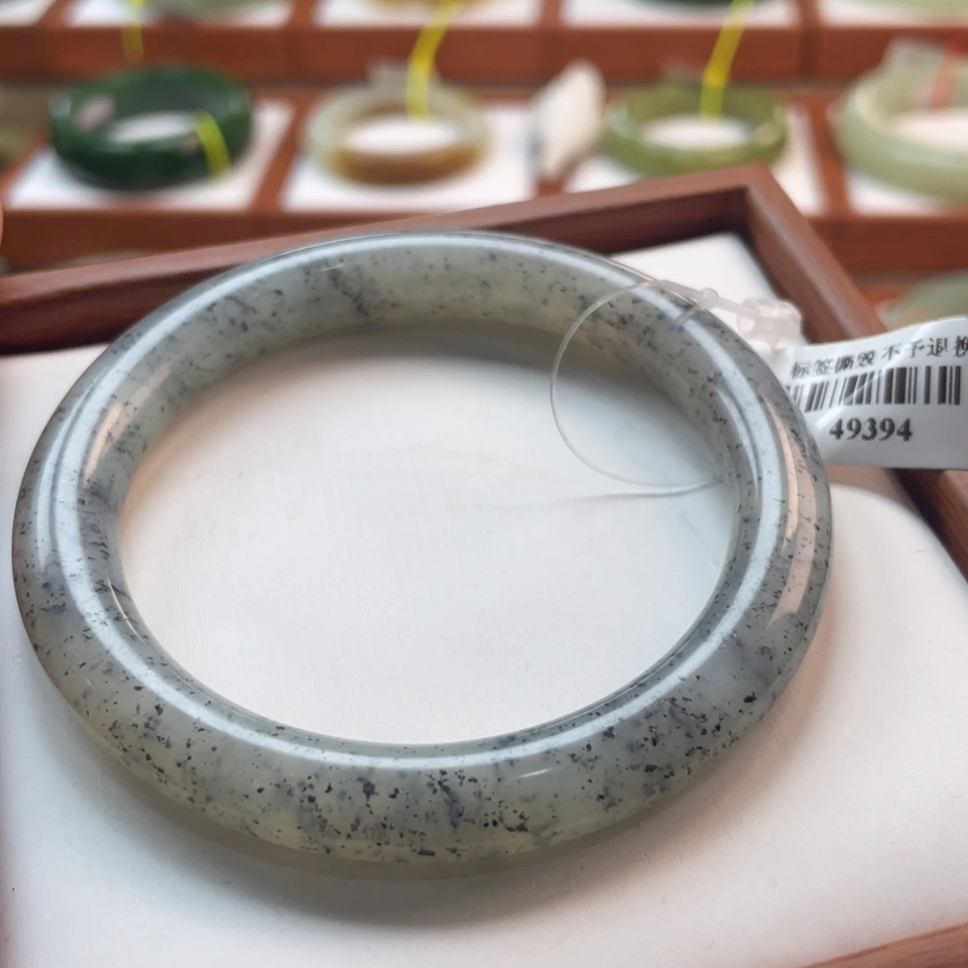 【闪购商品】未镶嵌手镯和田玉链接16。56/57