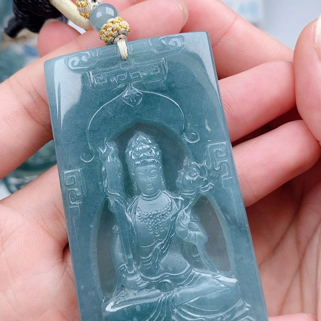 【闪购商品】翡翠未镶嵌颈饰