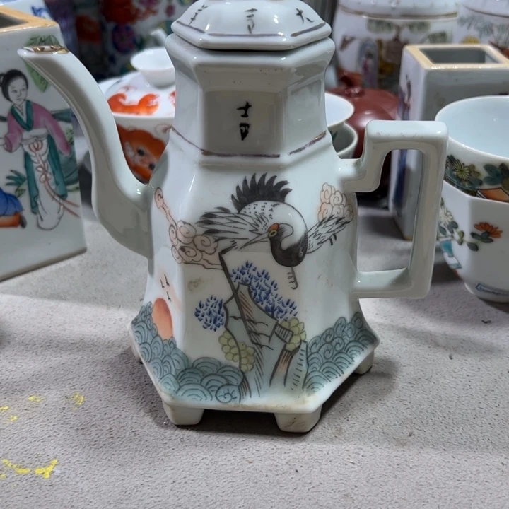 景德镇陶瓷一物一拍