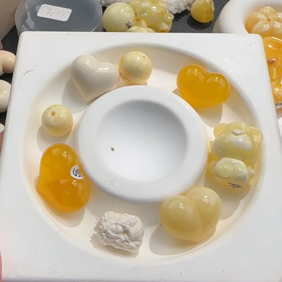 欣***～裸石琥珀未镶嵌琥珀蜜蜡系列产品