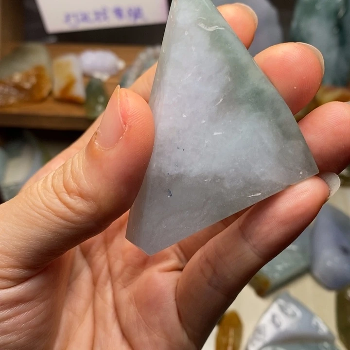 翡翠未镶嵌颈饰天然