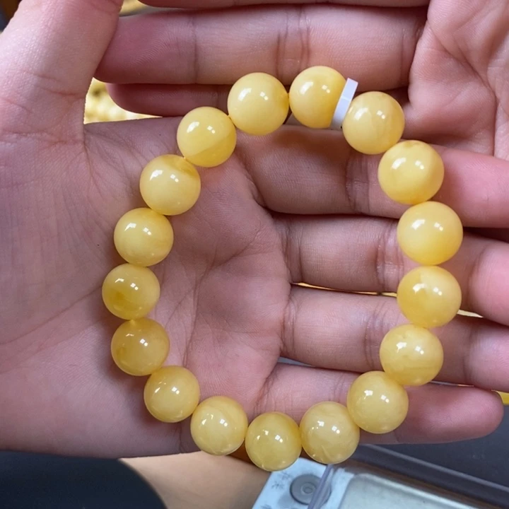 未镶嵌琥珀裸石手串