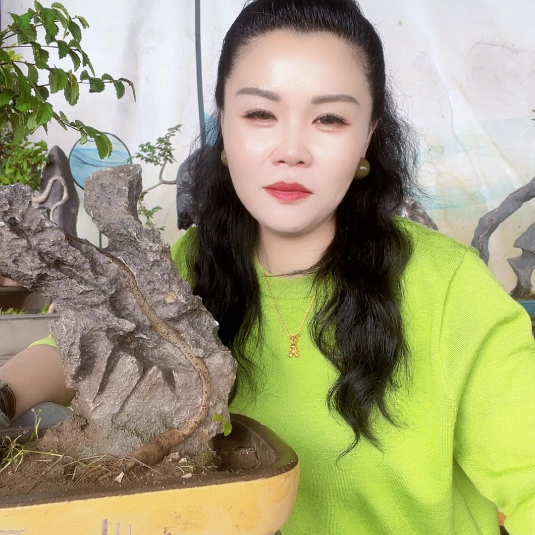 珍***生无花朵你们也要努力去实现它