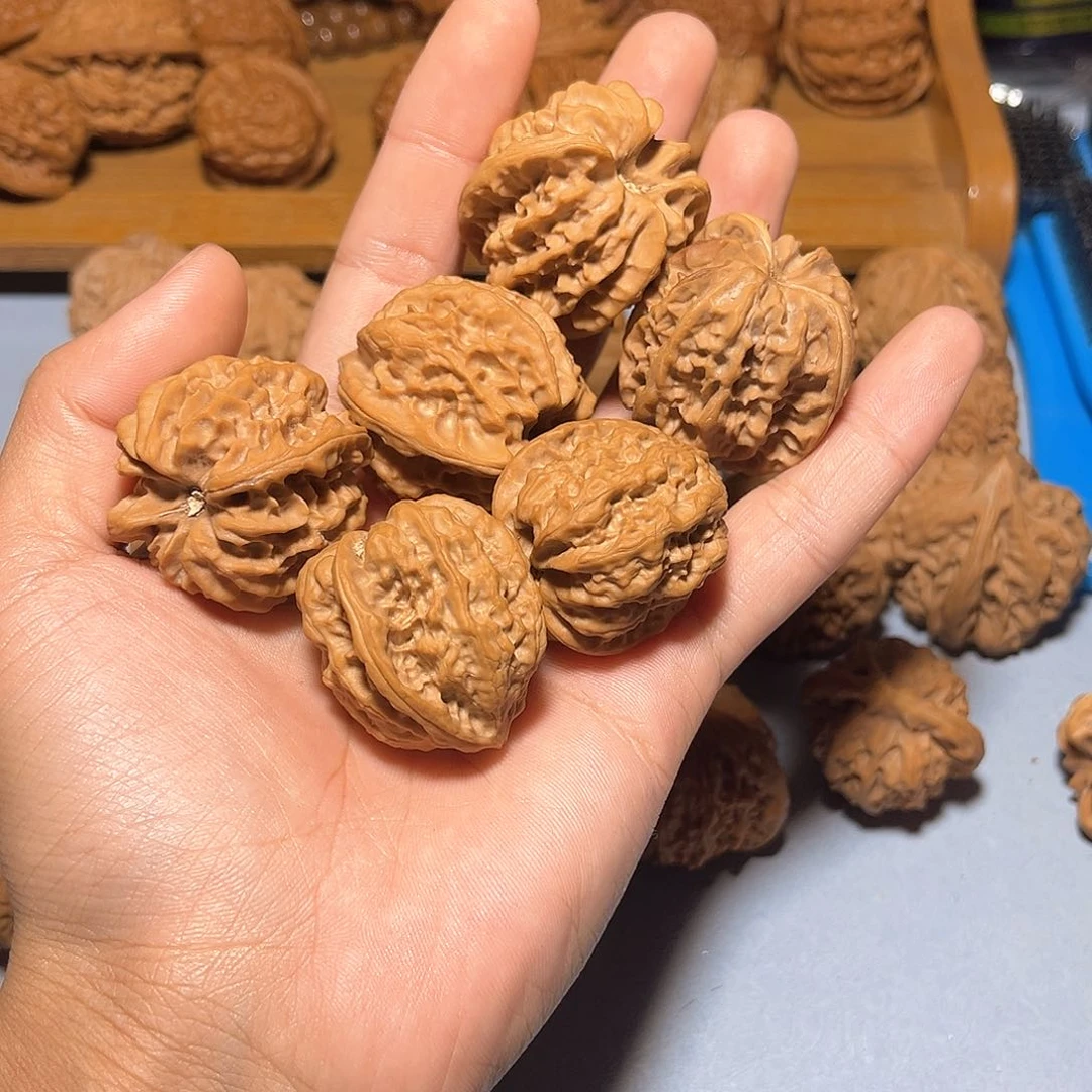 文玩核桃把件邮***人野生无名➕微瑕疵曹大龙