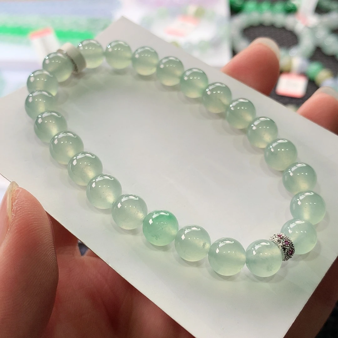 翡翠手链未镶嵌翡翠