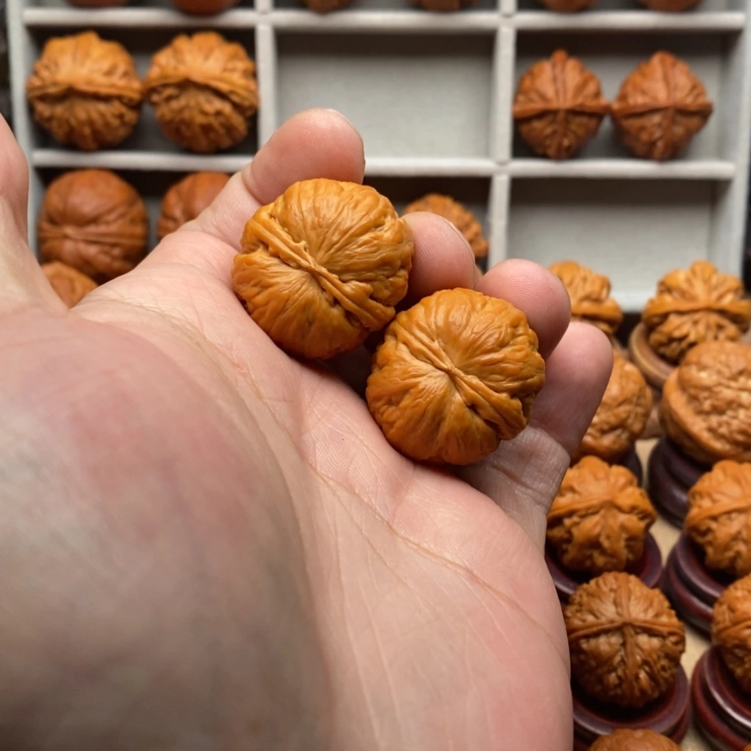 猛***喵把件文玩核桃南瓜元宝