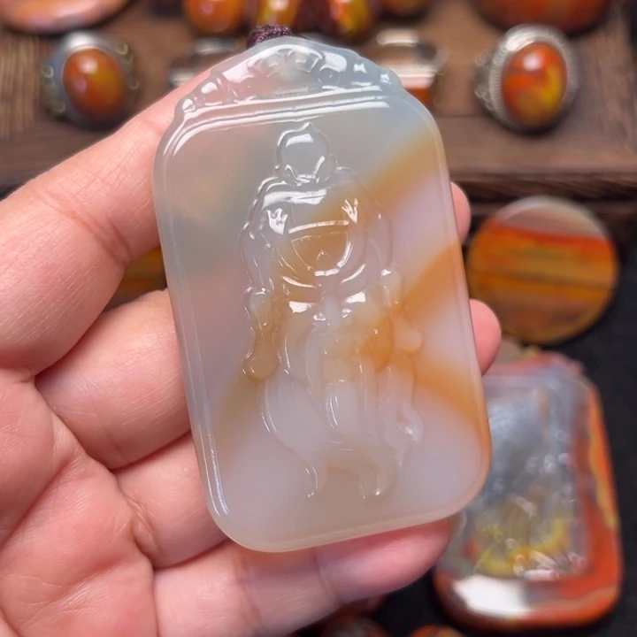 玛瑙/玉髓未镶嵌颈饰巴西玛瑙