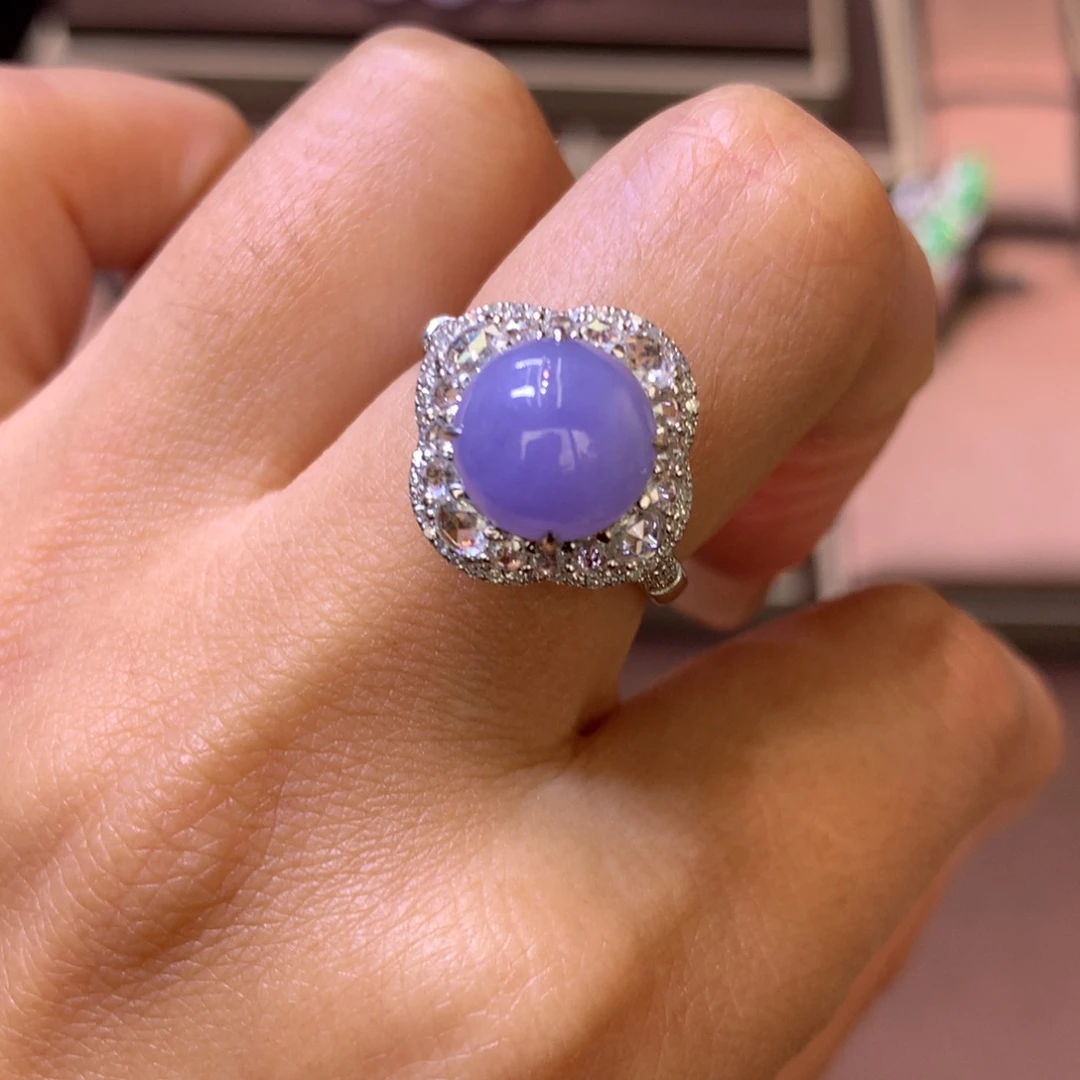 翡翠18K金镶嵌颈饰翡翠吊坠