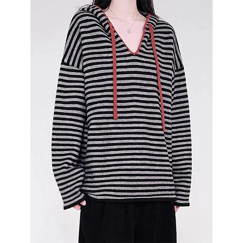 温婉大方衣服条纹针织衫爆款2026春秋新款连帽文艺大码女装宽松版
