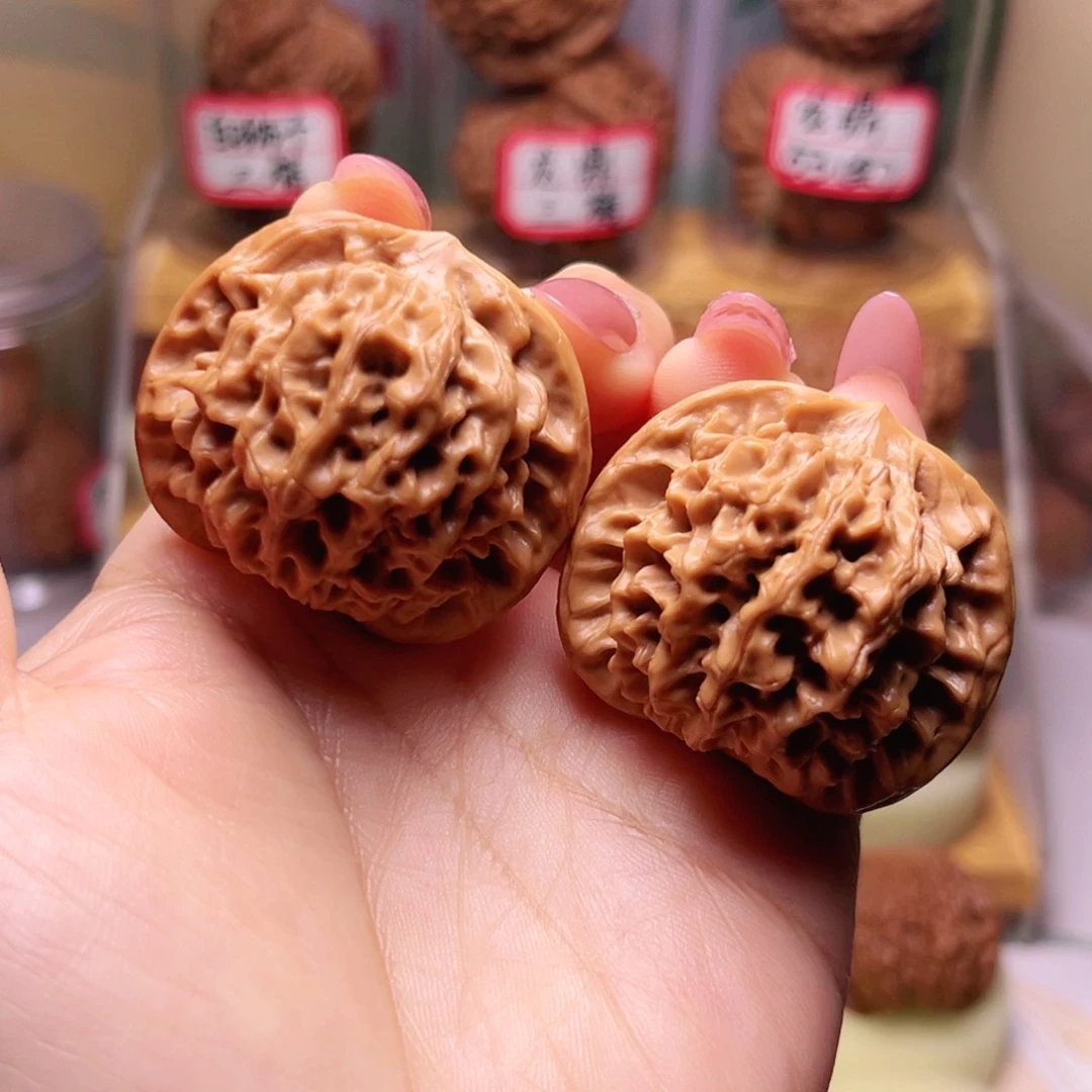 文玩核桃吊坠40.5尺秦闷