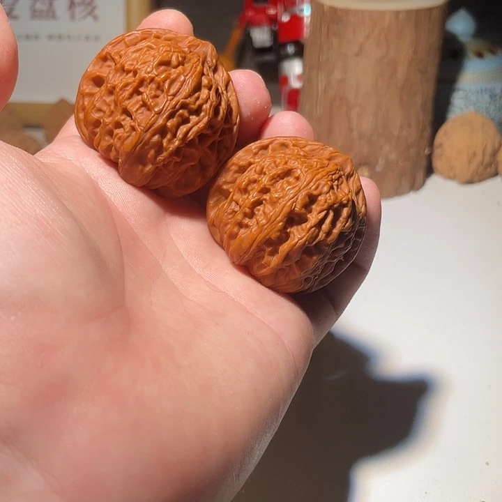 文玩核桃吊坠42尺寸