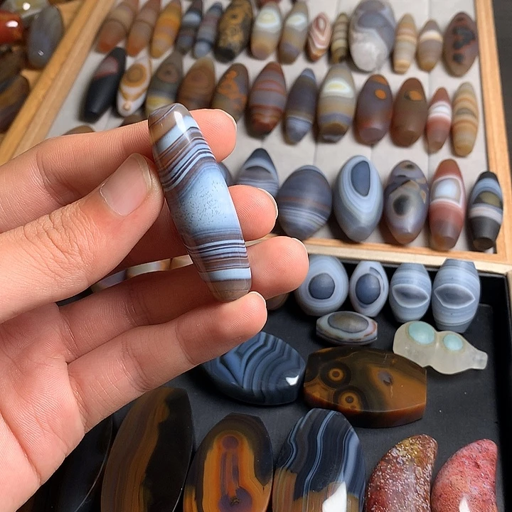 玛瑙/玉髓未镶嵌颈饰