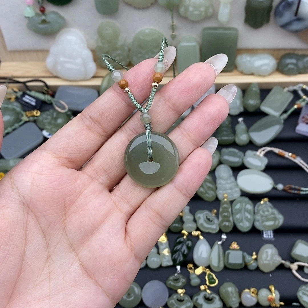 和田玉未镶嵌吊坠(不含链)