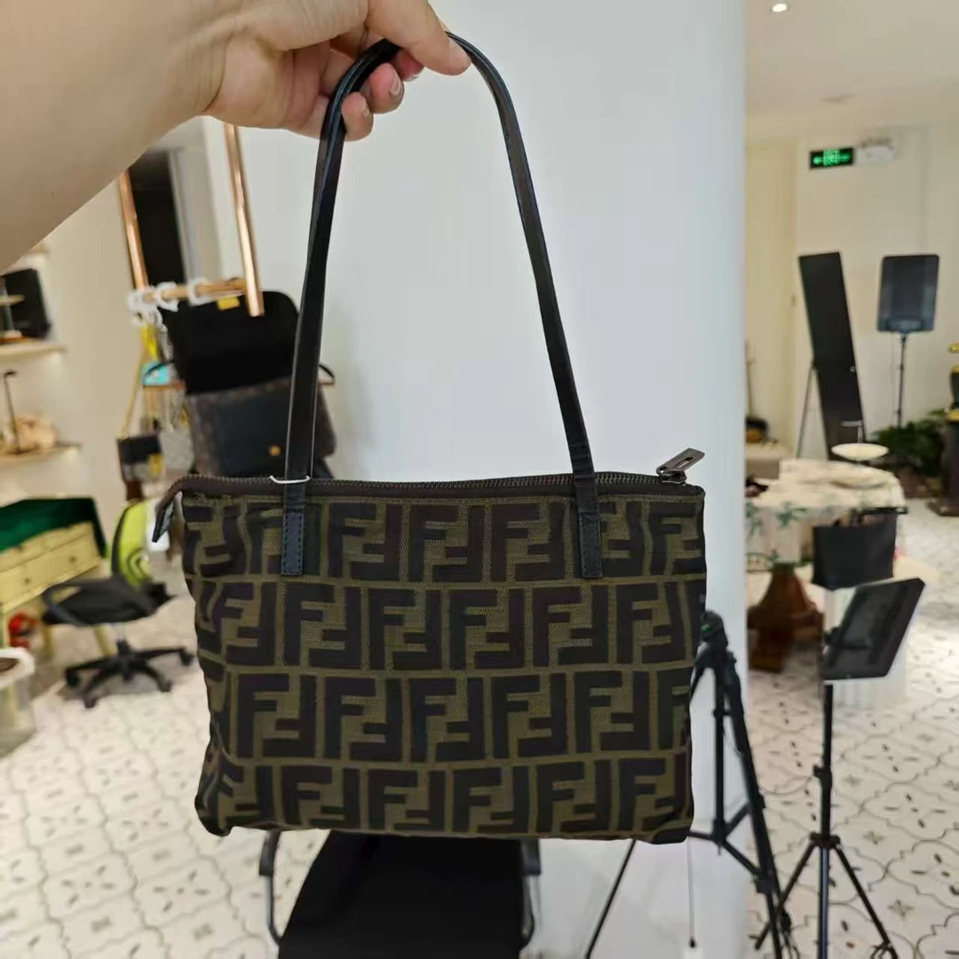95新 FENDI/芬迪 【白菜】中古 拉链托特 老花 托特包/BGF601630027