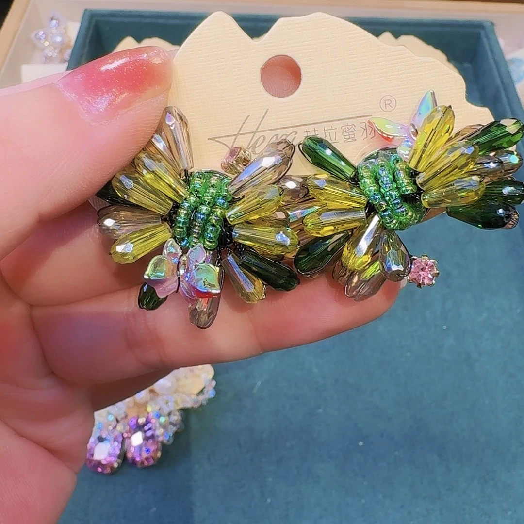 铜合金合金锆石耳环