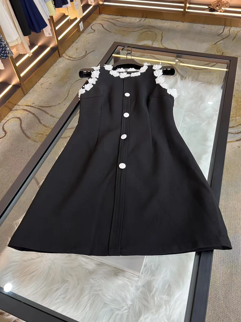 ONE夏季法式轻奢吊带手工钉花收腰黑色连衣裙/020