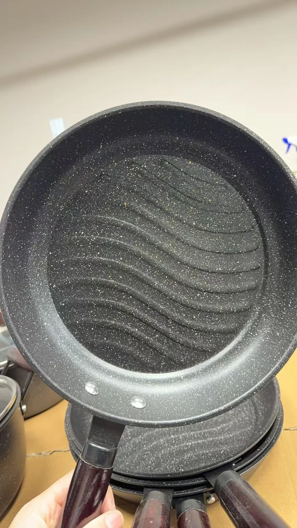 【新】波纹小煎锅汤锅