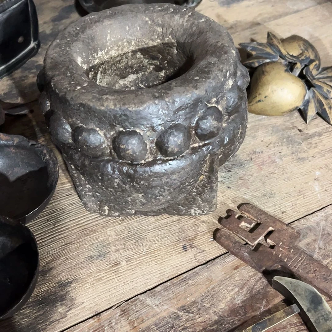 黄***紫铁匠心制作工艺精美