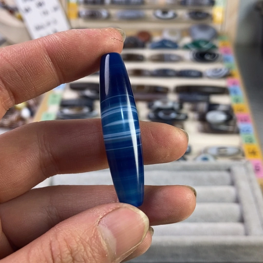 用***1玛瑙/玉髓未镶嵌颈饰