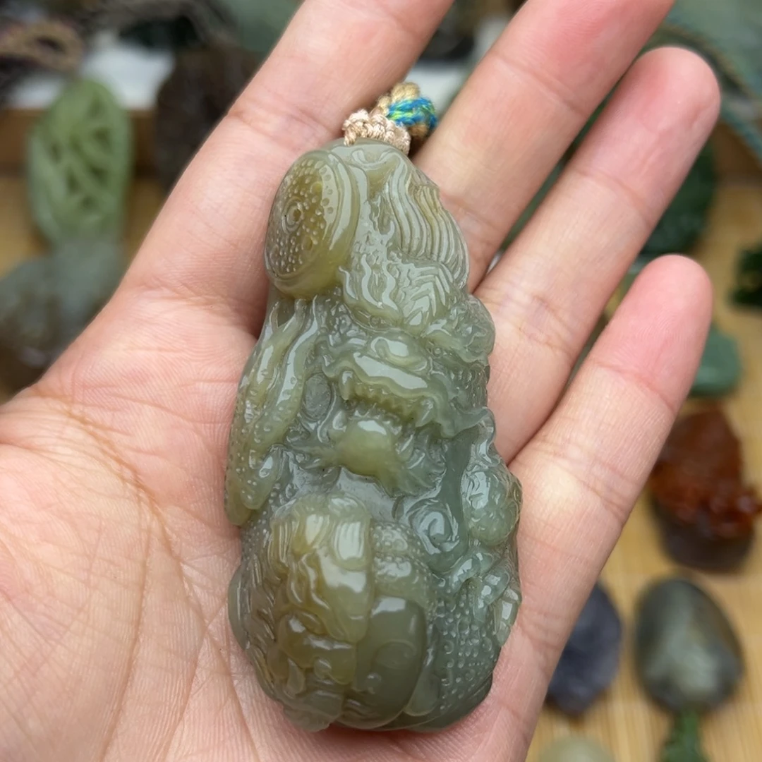 和田玉颈饰未镶嵌