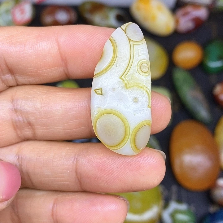 未镶嵌阿拉善眼睛石玛瑙/玉髓