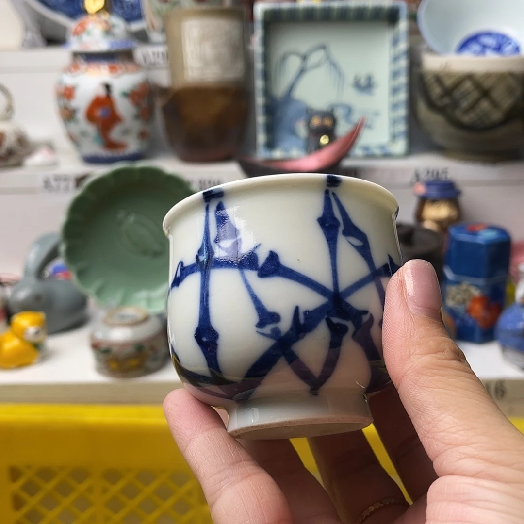 瓷片玲***雪哈哈哈我真的不喜欢这样笑