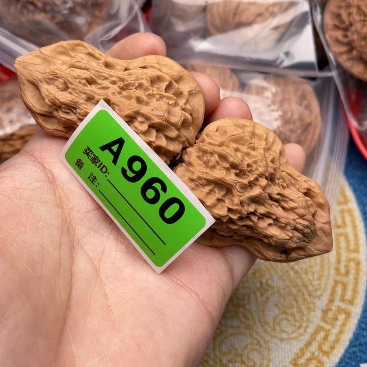 把件文玩核桃核桃