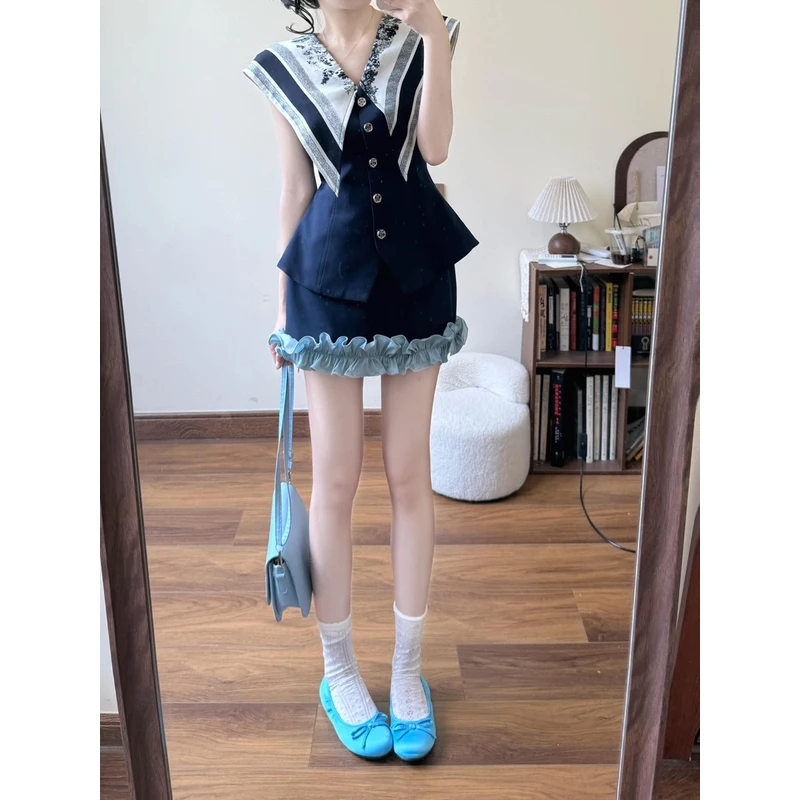 2025夏季新款法式气质轻奢时尚女海军翻领拼接上衣搭配短裙两件套