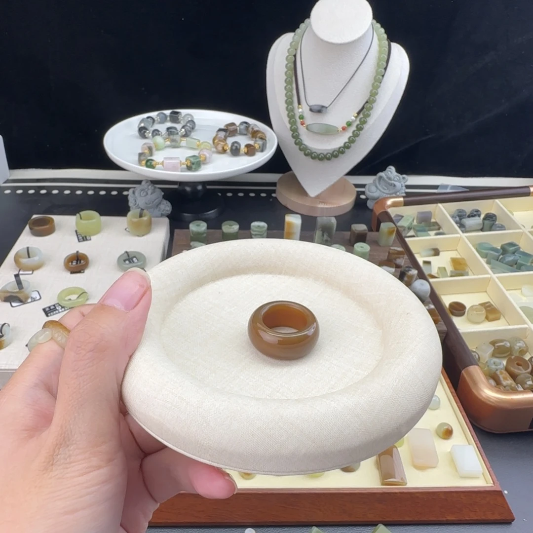 和田玉未镶嵌戒指红糖15.8