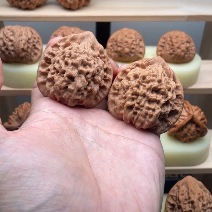 文玩核桃吊坠46全品官帽