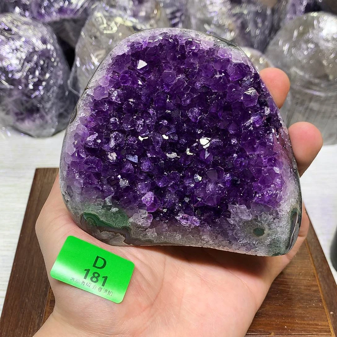 紫晶大型摆件（非配饰）未镶嵌