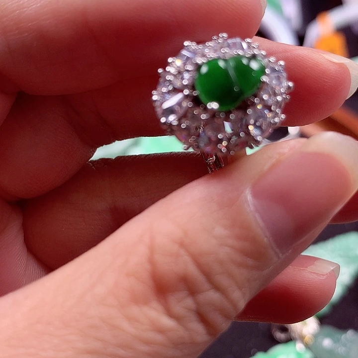 颈饰未镶嵌翡翠翡翠