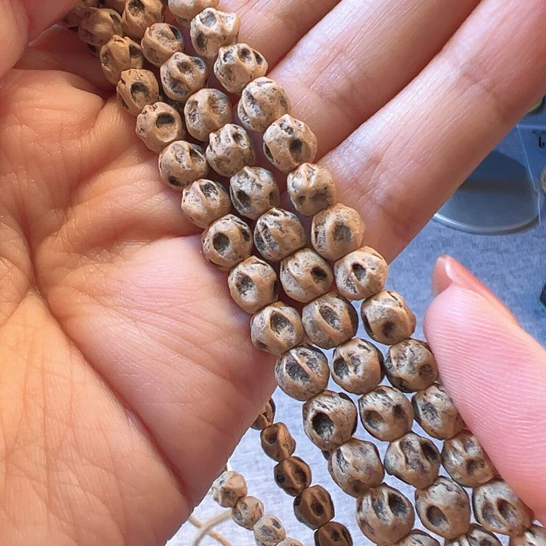 雨****柏香籽/百香籽吊坠f98