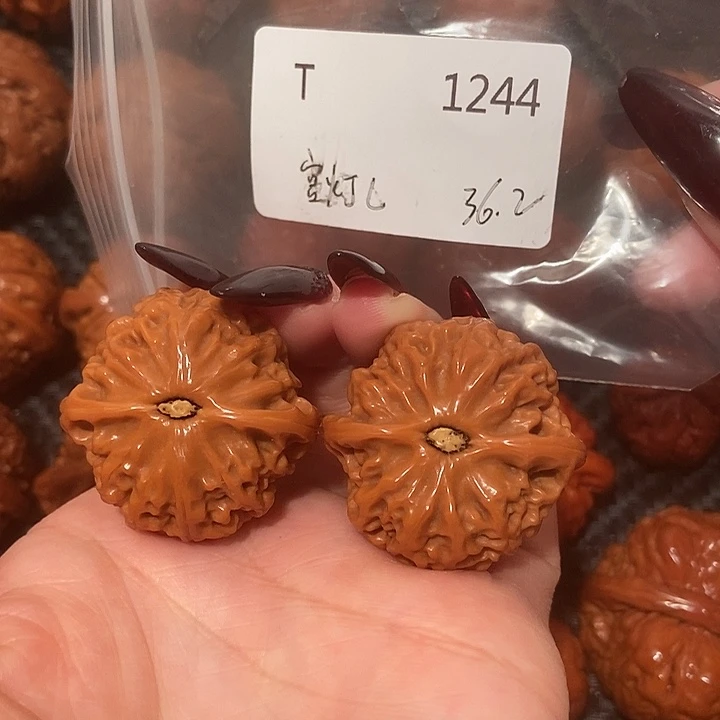 文玩核桃吊坠宫灯36
